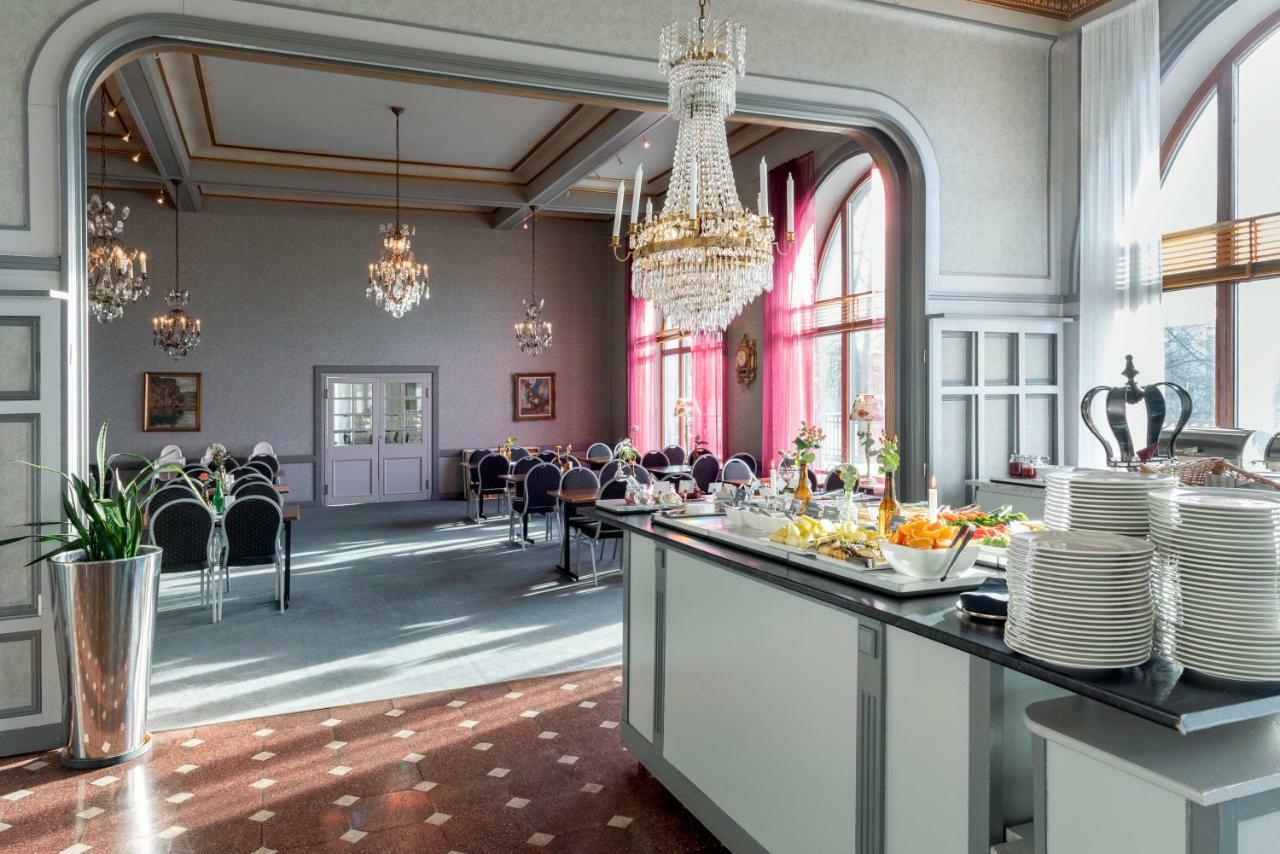First Hotel Statt Oernskoeldsvik Exterior photo
